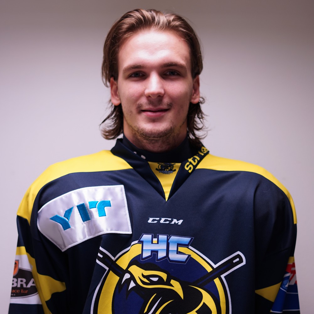 Dominik Valk #11